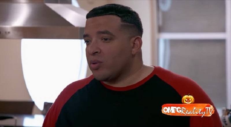 Jason Lee opened up about his father, tonight, and fans feel like he's the  black sheep, also feeling sad for him being molested while in foster care  #LHHH