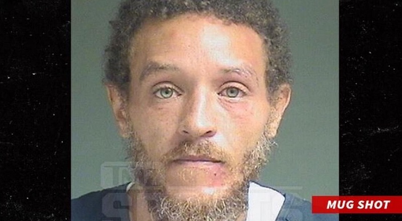 Delonte West arrested after placing his hands inside pants, outside Florida police station
