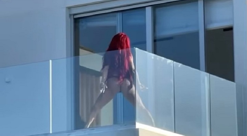 Saweetie goes viral twerking on her balcony