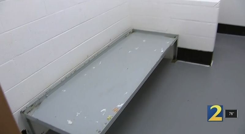 Inside of Young Thug's jail cell revealed 