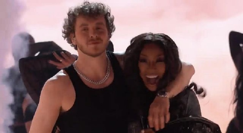 Brandy has viral performance with Jack Harlow at BET Awards