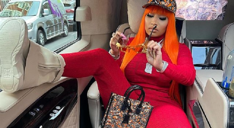 Nicki Minaj expresses frustration at singers who don't sing anymore