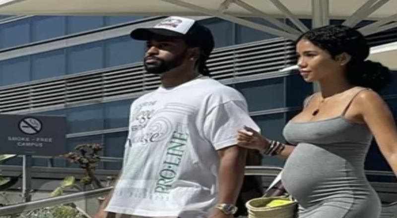 Jhené Aiko shows baby bump while out with Big Sean