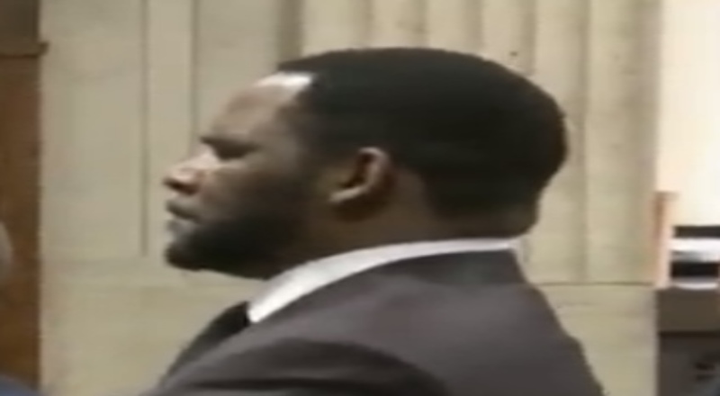 Woman testifies that she started having sex with R. Kelly at 14