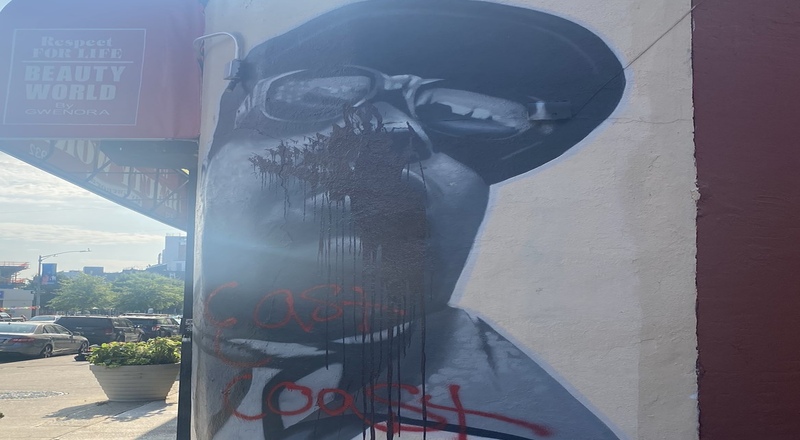 The Notorious B.I.G mural in Brooklyn vandalized 