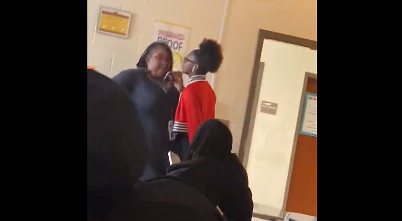 Student breaks teacher's phone and beats her