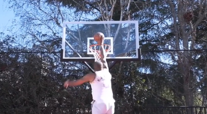 Marques Johnson is still dunking at 67-years-old