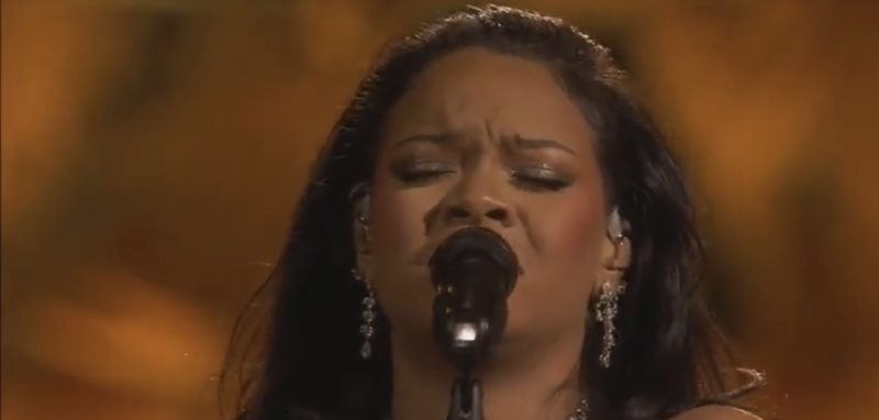 Rihanna performs "Lift Me Up" at Oscars