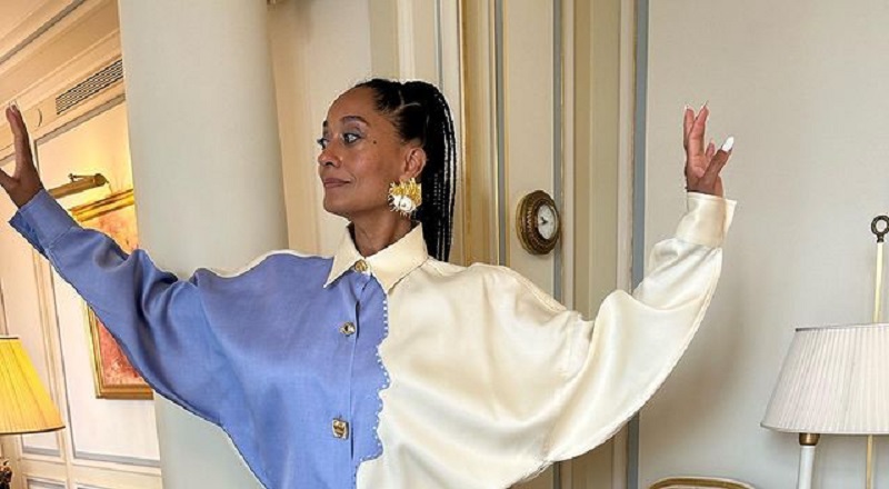 Tracee Ellis Ross breaks the internet with topless photo